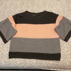 Short Sleeve Sweater Top